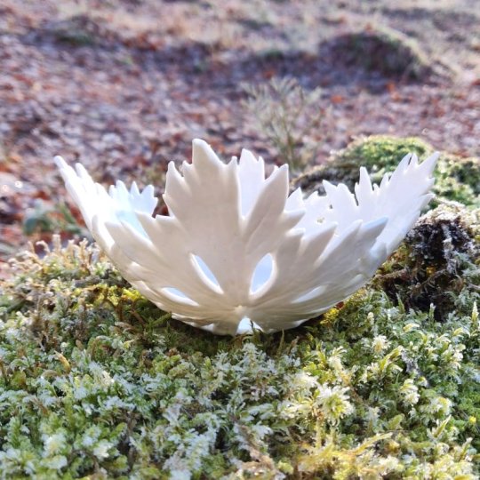 Lille buttet glaseret smørblomstskål 2.jpg