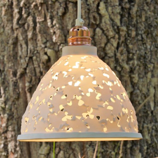 Naturlampeskærm med stiliserede ahornblade.jpg